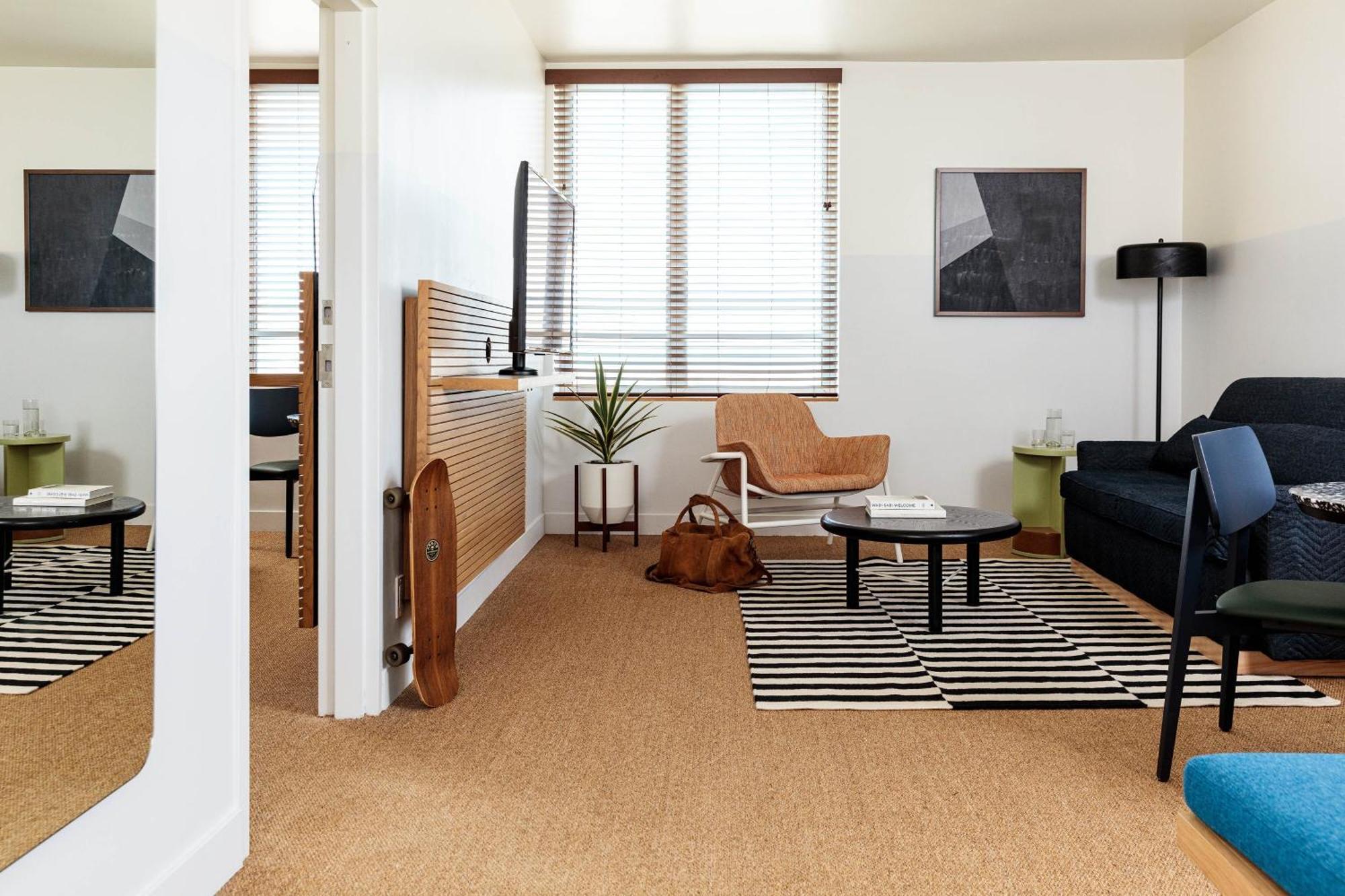 Hotel June West La, A Member Of Design Hotels لوس أنجلوس المظهر الخارجي الصورة